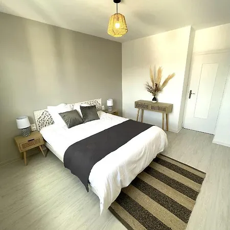 Apartment Le Chateaucreux - Cosy & *
